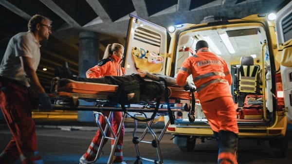 Taxi Ambulance Avril: équipe réactif